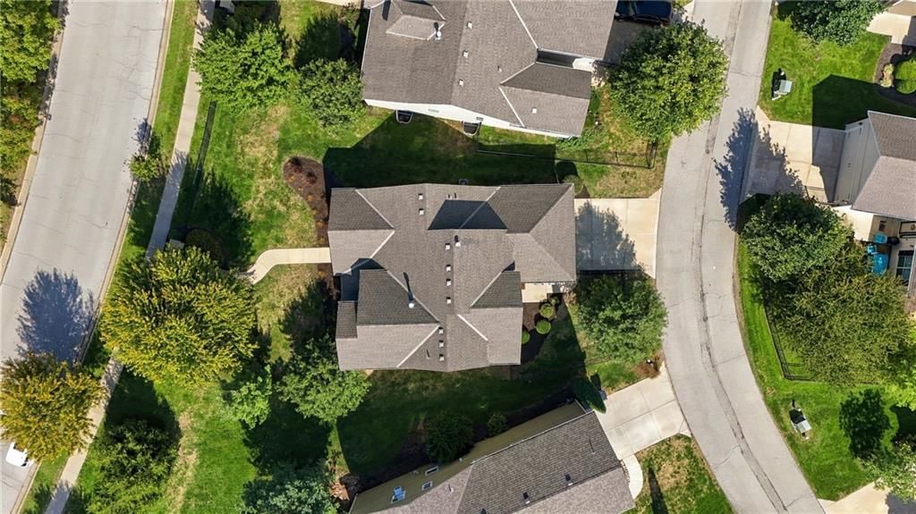 Photo 42 of 49 - 16872 W 164th Place, Olathe, KS 66062