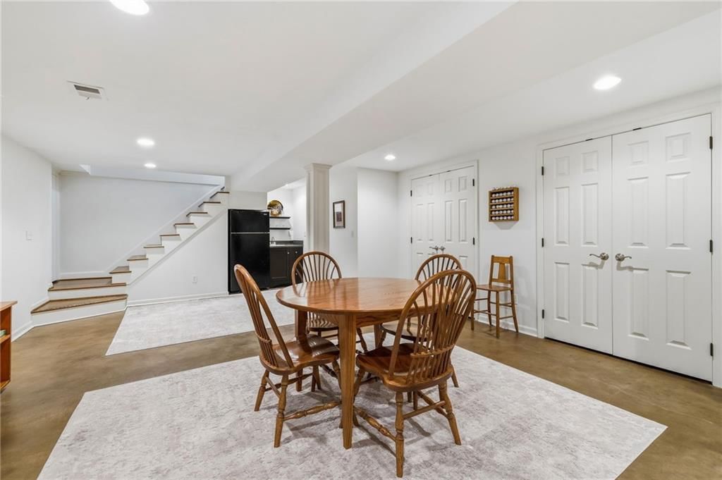 2025 W 96th Street — photo 35
