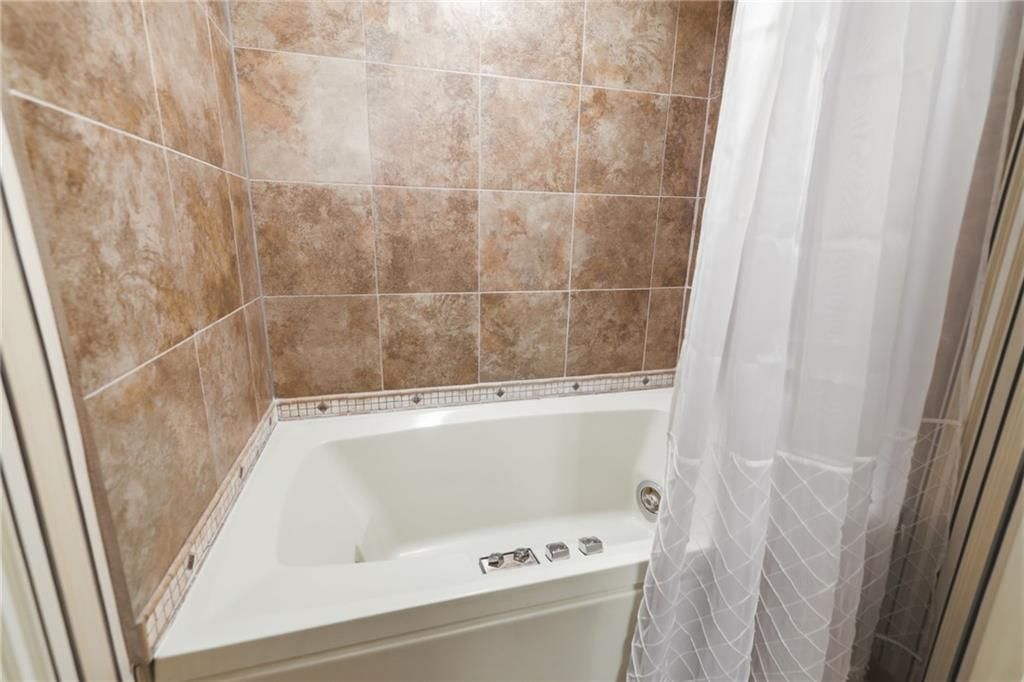 2025 W 96th Street — photo 41