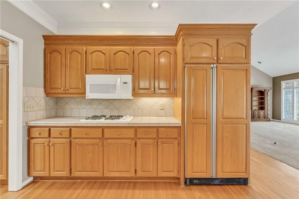 615 W Willow Lane — photo 25