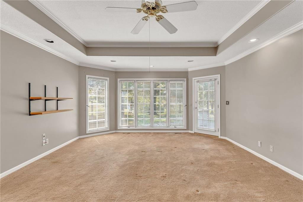 615 W Willow Lane — photo 36