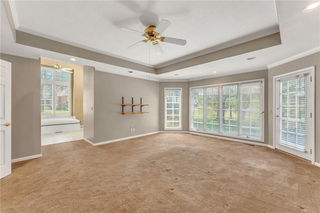 615 W Willow Lane — photo 37