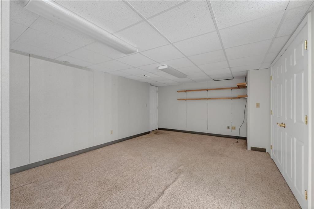 615 W Willow Lane — photo 47