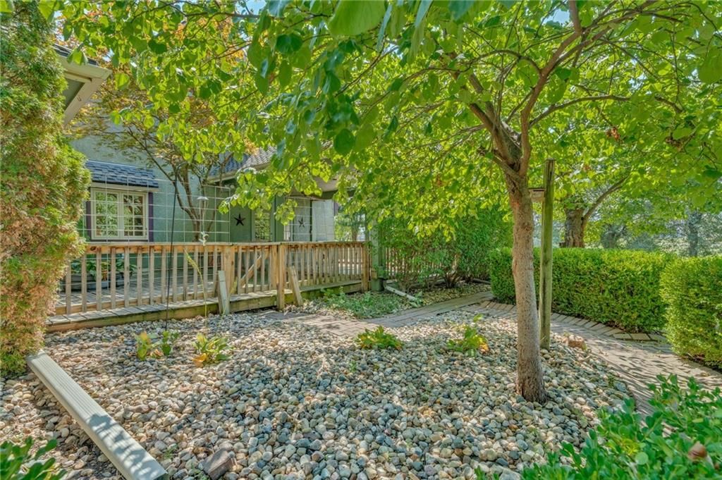615 W Willow Lane — photo 54