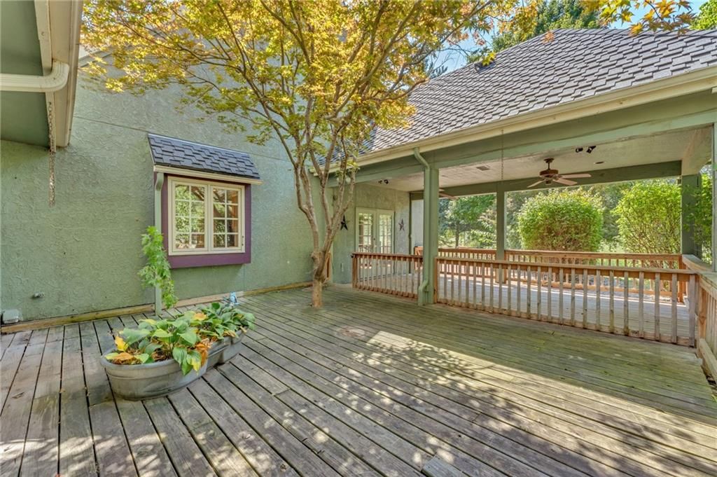 615 W Willow Lane — photo 55