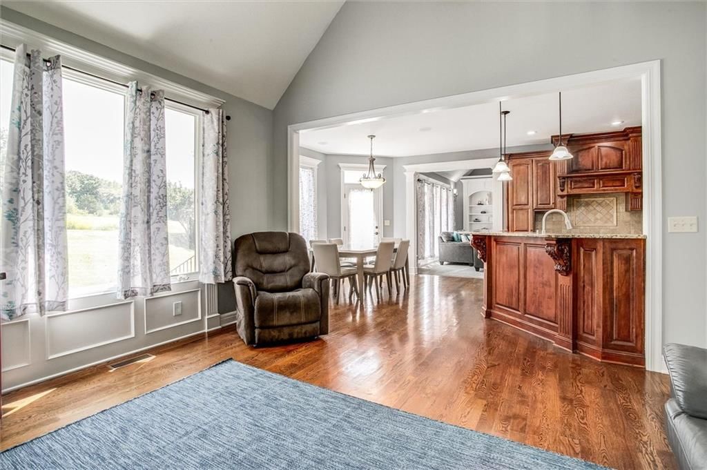 3509 S Saddle Ridge Drive, Independence, MO