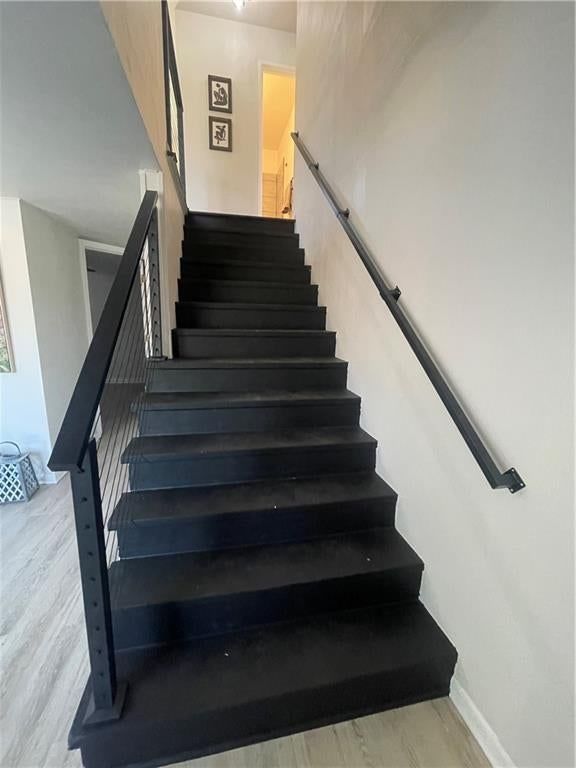 6963 Chapel Woods Lane — photo 3