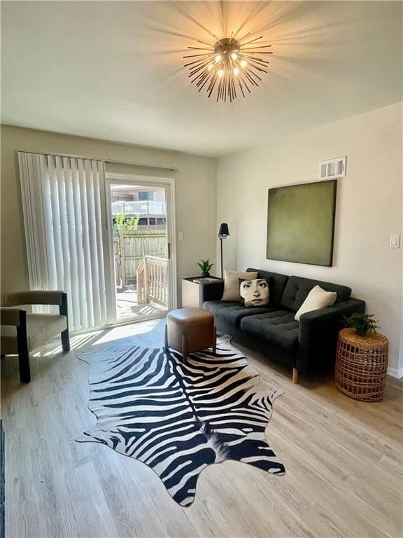 6963 Chapel Woods Lane — photo 5