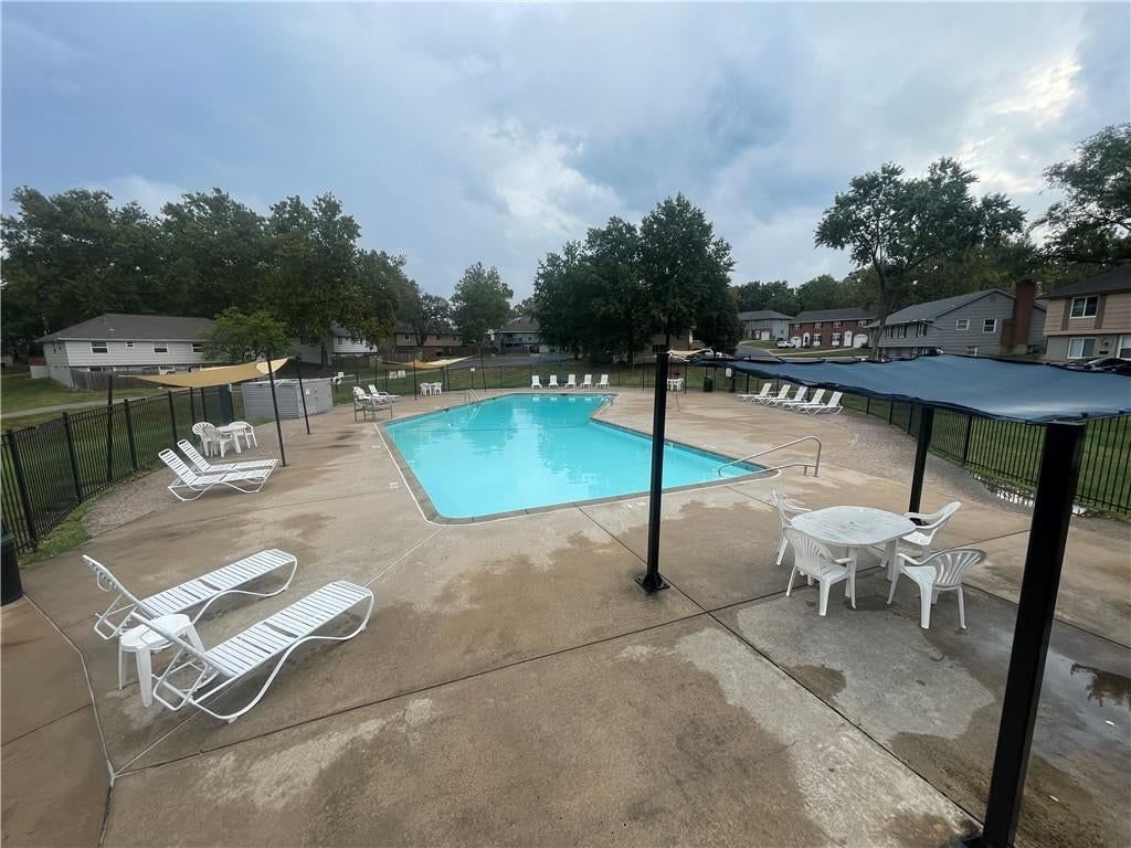 6963 Chapel Woods Lane — photo 38