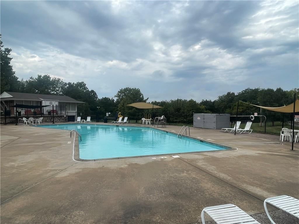 6963 Chapel Woods Lane — photo 40