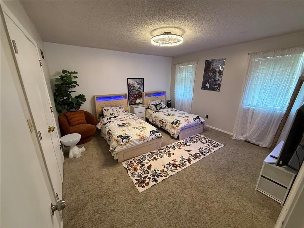 6705 N Overland Drive — photo 33