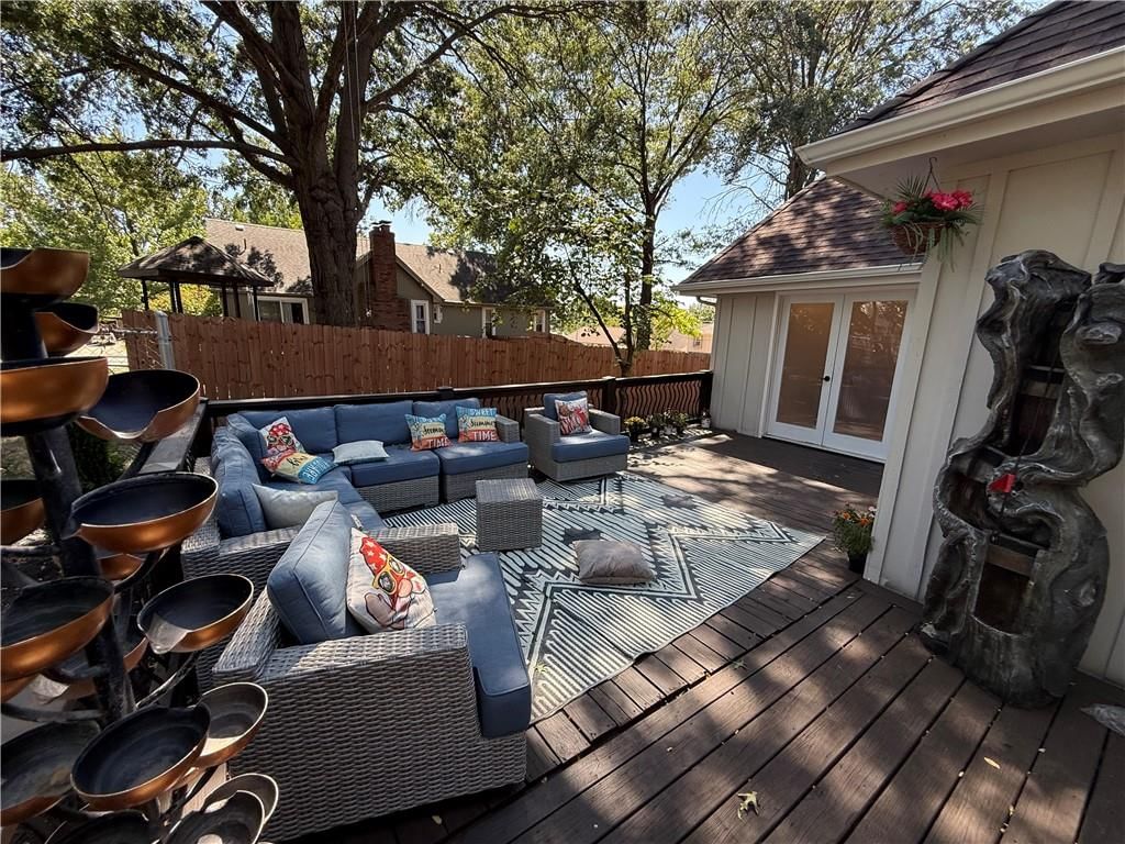 6705 N Overland Drive — photo 41