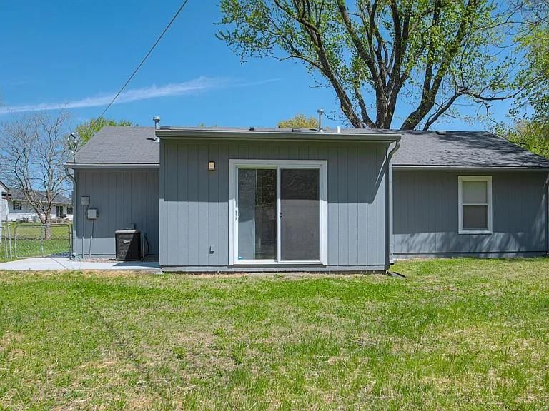 6905 E 112th Street — photo 21