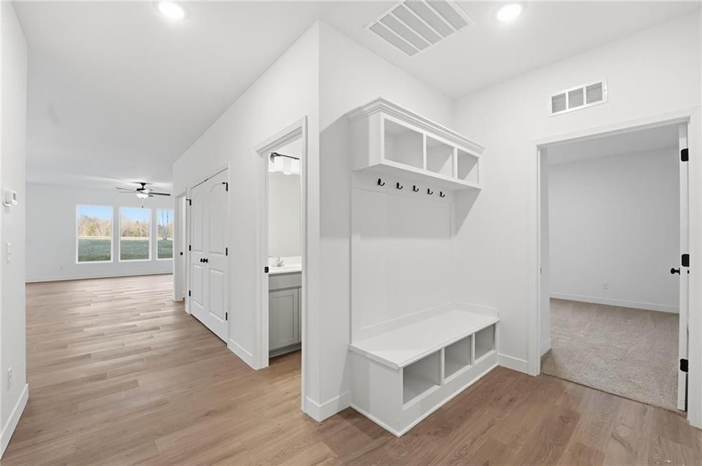 20533 Millview Road — photo 8