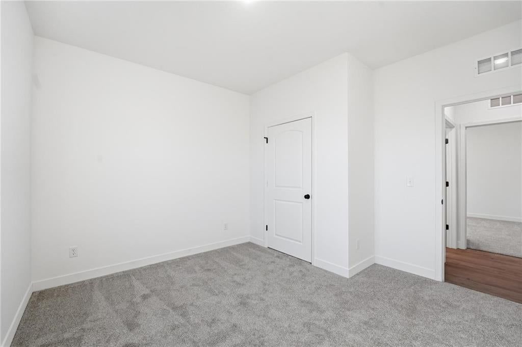 20533 Millview Road — photo 11
