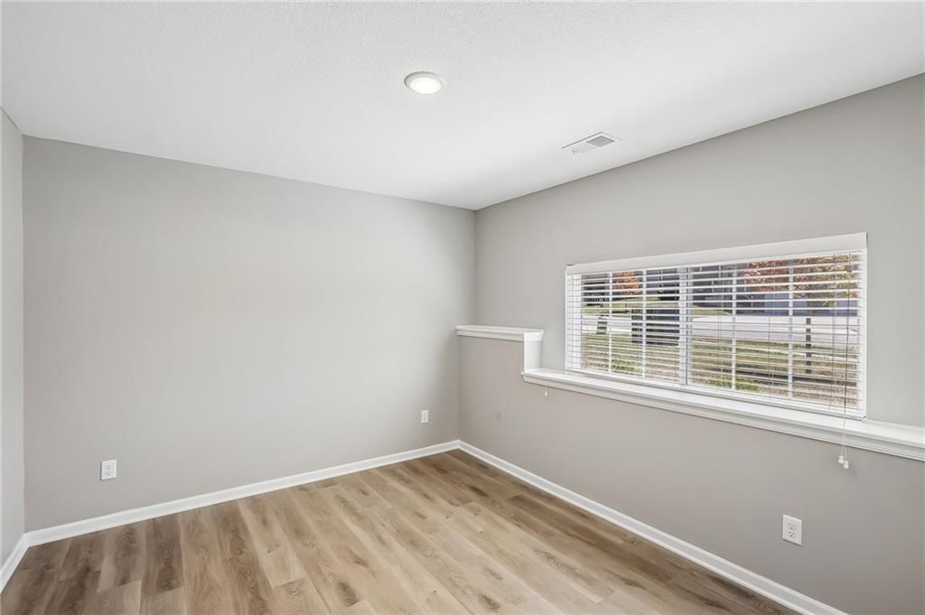 910 NW Hilltop Lane — photo 19
