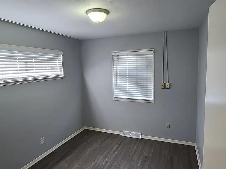 11316 Lewis Avenue — photo 21