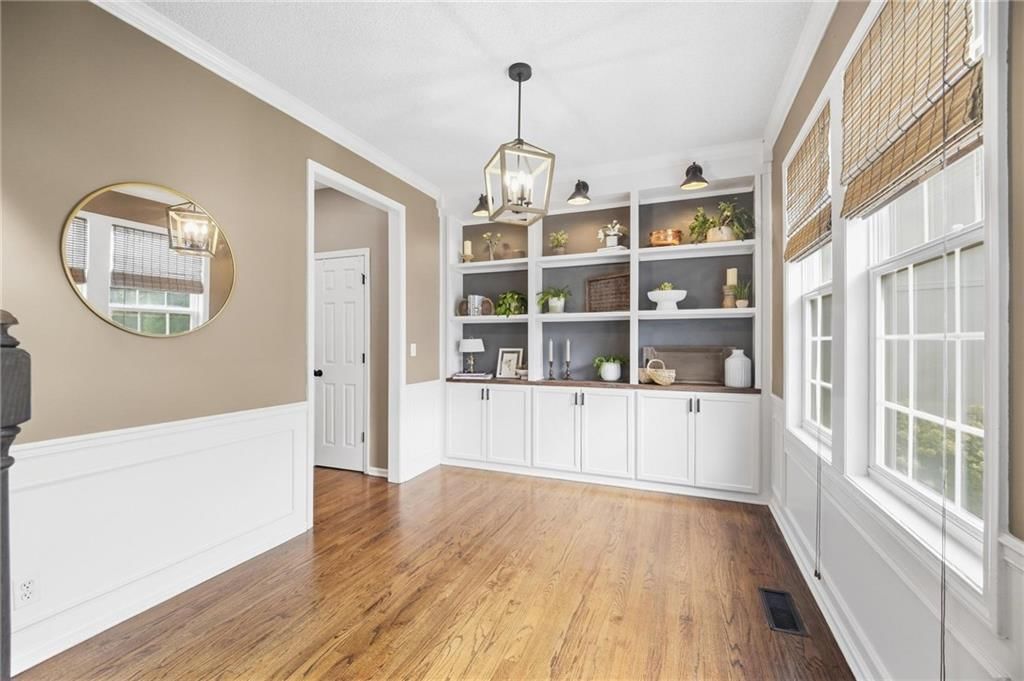 Photo 7 of 75 - 16150 W 156th Place, Olathe, KS 66062