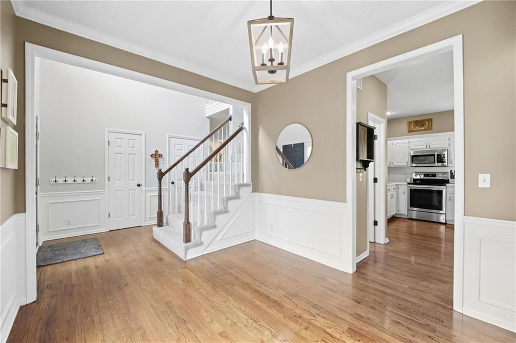 Photo 9 of 75 - 16150 W 156th Place, Olathe, KS 66062