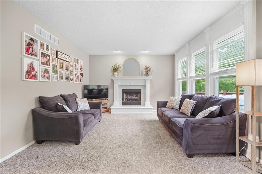 Photo 16 of 75 - 16150 W 156th Place, Olathe, KS 66062