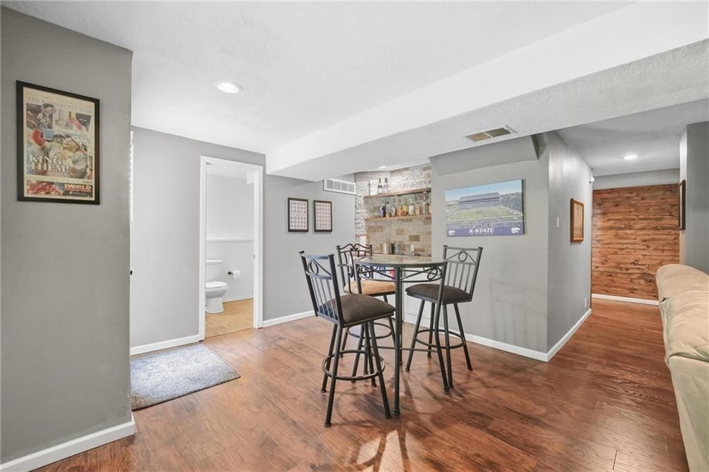 Finished basement at 16150 W 156th Place, Olathe, KS 66062