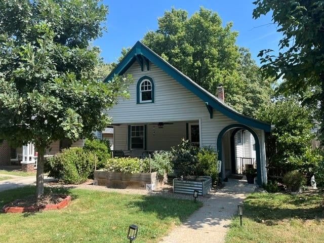 3823 Genessee Street — photo 1
