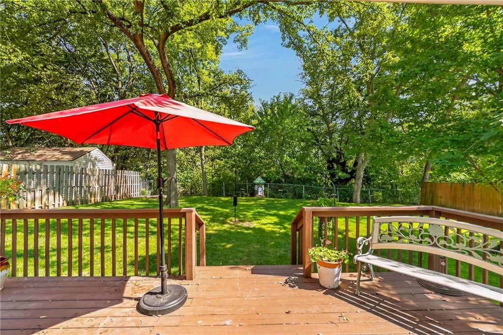 Photo 26 of 28 - 6527 Sioux Drive, Parkville, MO 64152