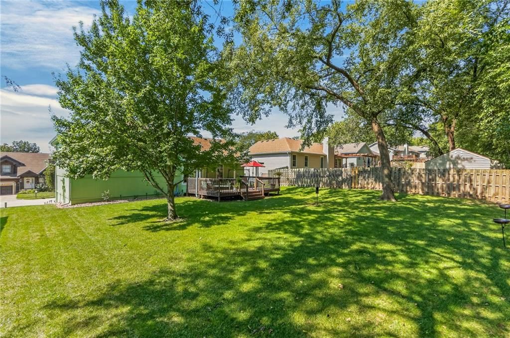 Photo 27 of 28 - 6527 Sioux Drive, Parkville, MO 64152