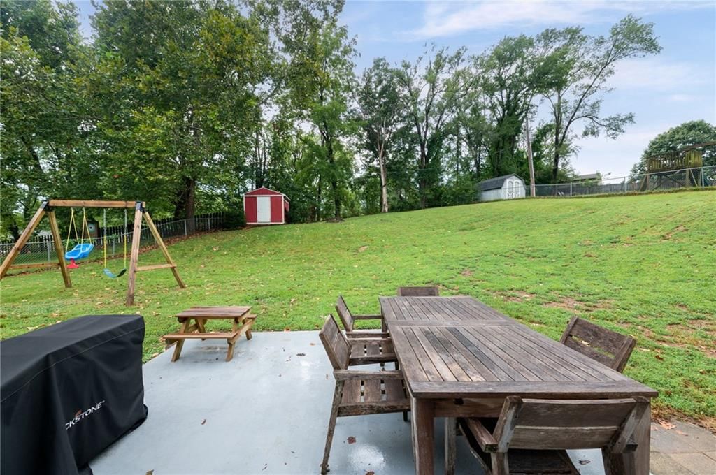 Photo 30 of 37 - 15 Village Circle Drive, Platte City, MO 64079