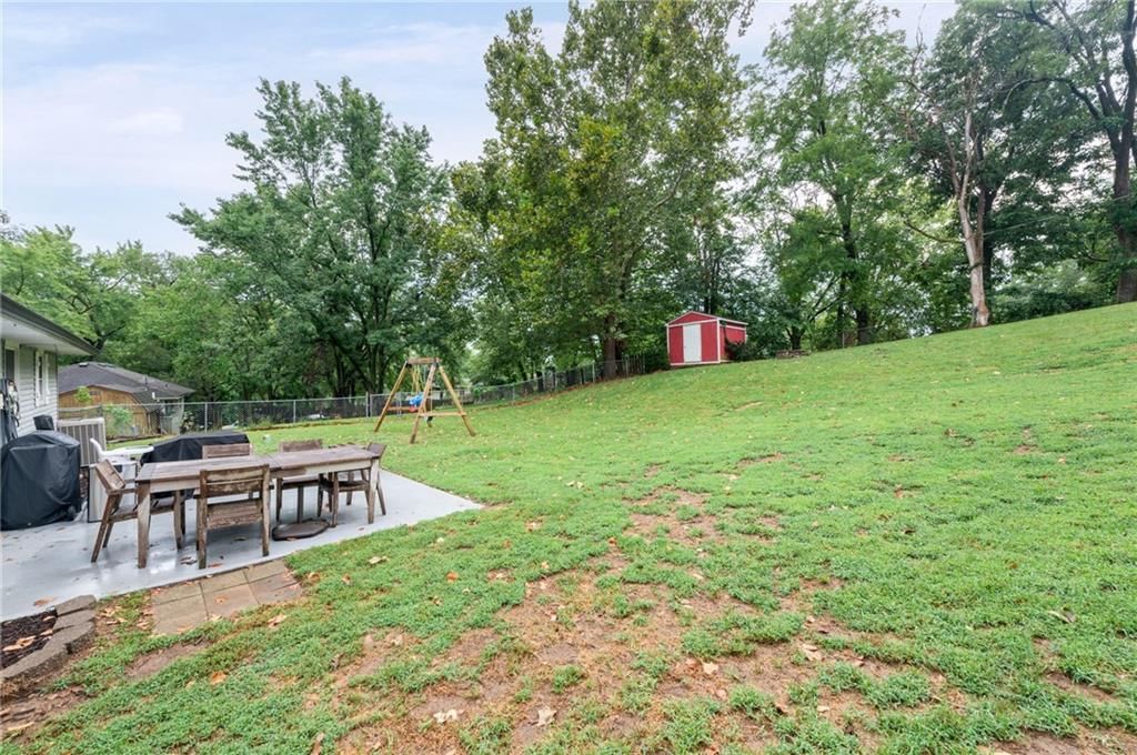 Photo 29 of 37 - 15 Village Circle Drive, Platte City, MO 64079
