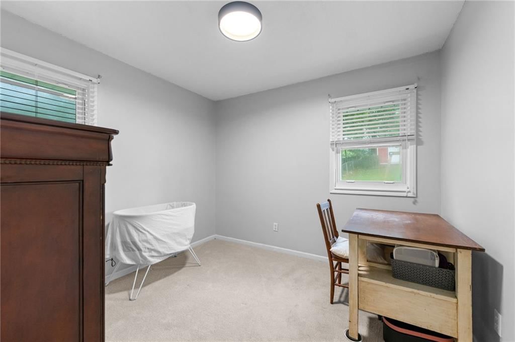 Photo 19 of 37 - 15 Village Circle Drive, Platte City, MO 64079