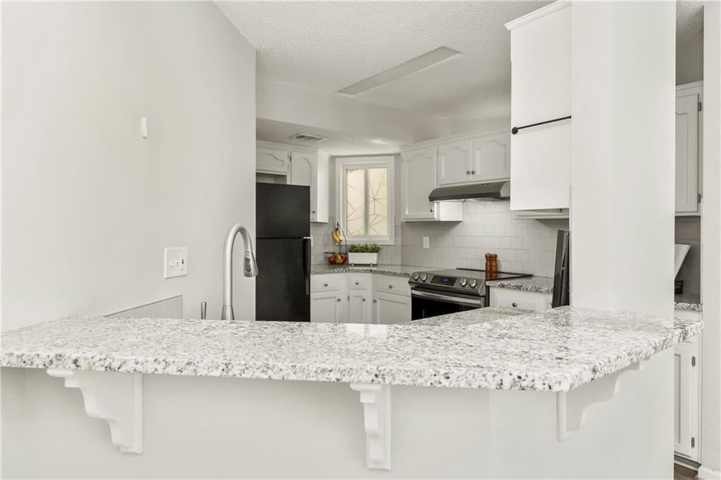 12325 Charlotte Street — photo 7