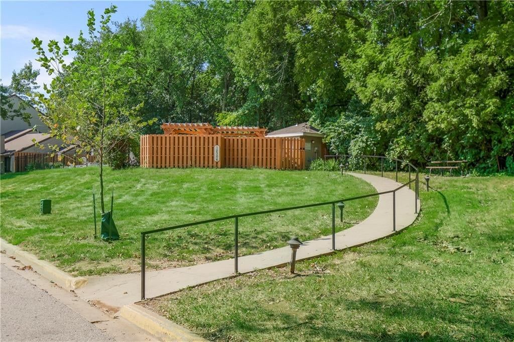 12325 Charlotte Street — photo 25