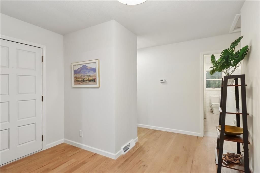 2 Maple Circle — photo 3