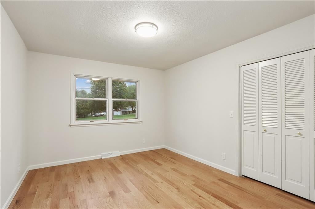2 Maple Circle — photo 21