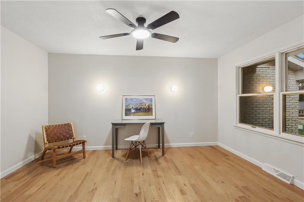 2 Maple Circle — photo 22