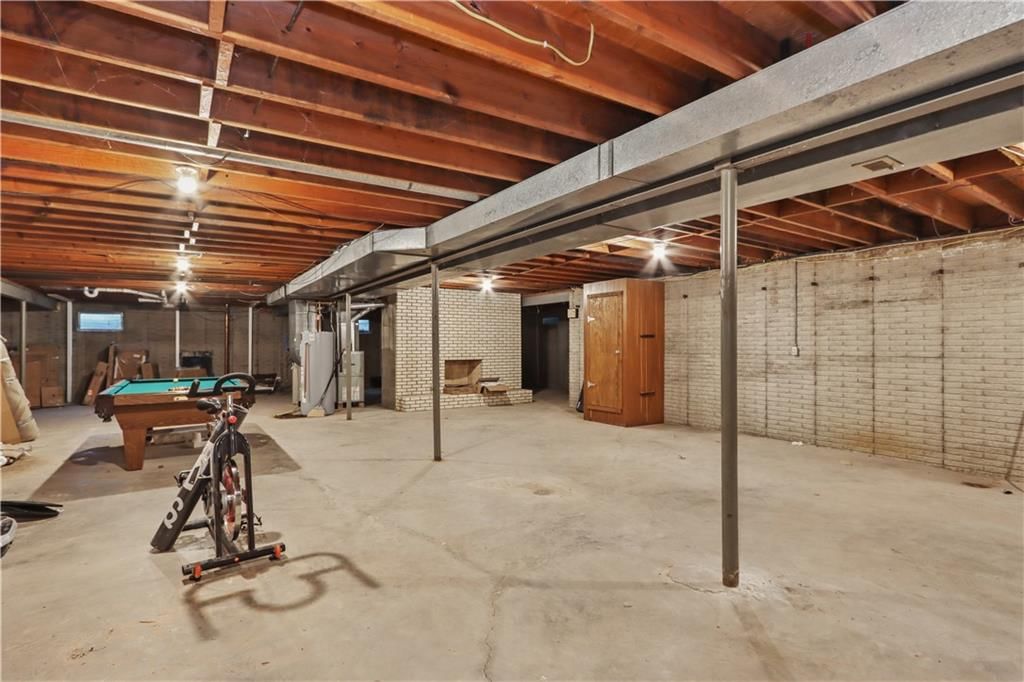 2 Maple Circle — photo 23