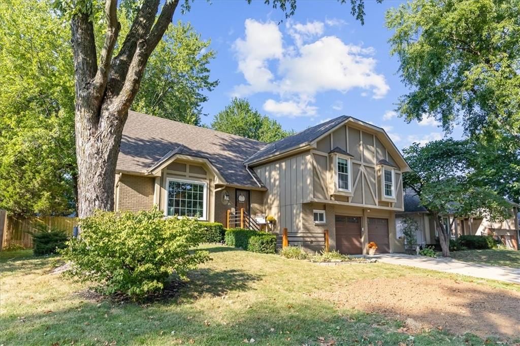 1728 E Sleepy Hollow Drive — photo 2