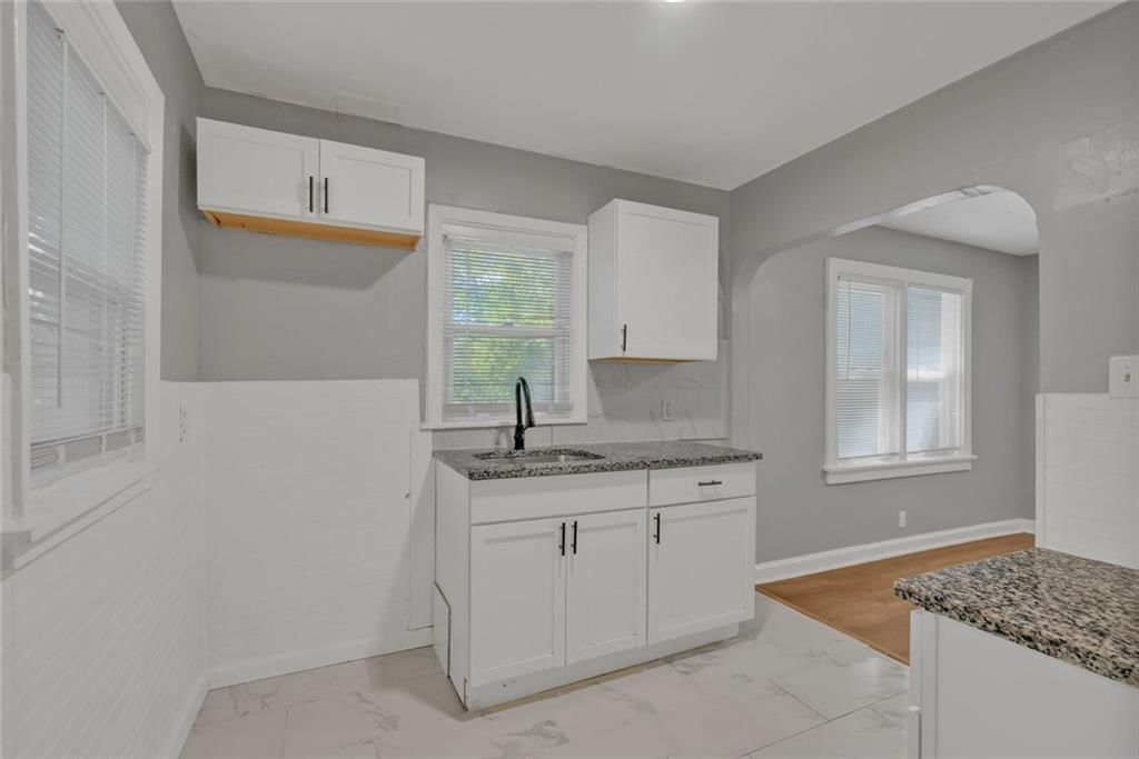 7209 Walrond Avenue — photo 6