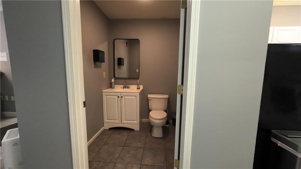 701 Squire Court — photo 15