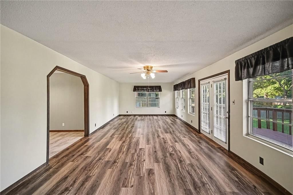 1300 Broadway Street — photo 6