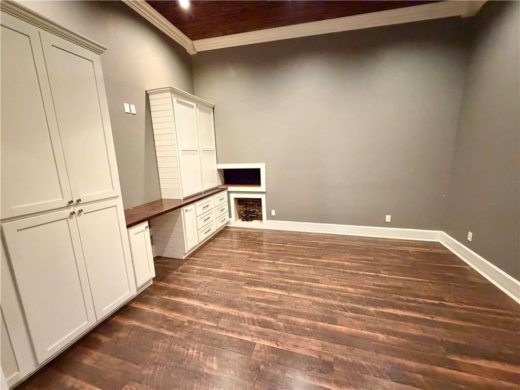 207 N Lyon Street — photo 11