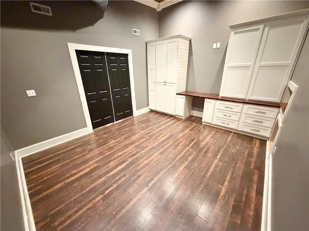207 N Lyon Street — photo 13