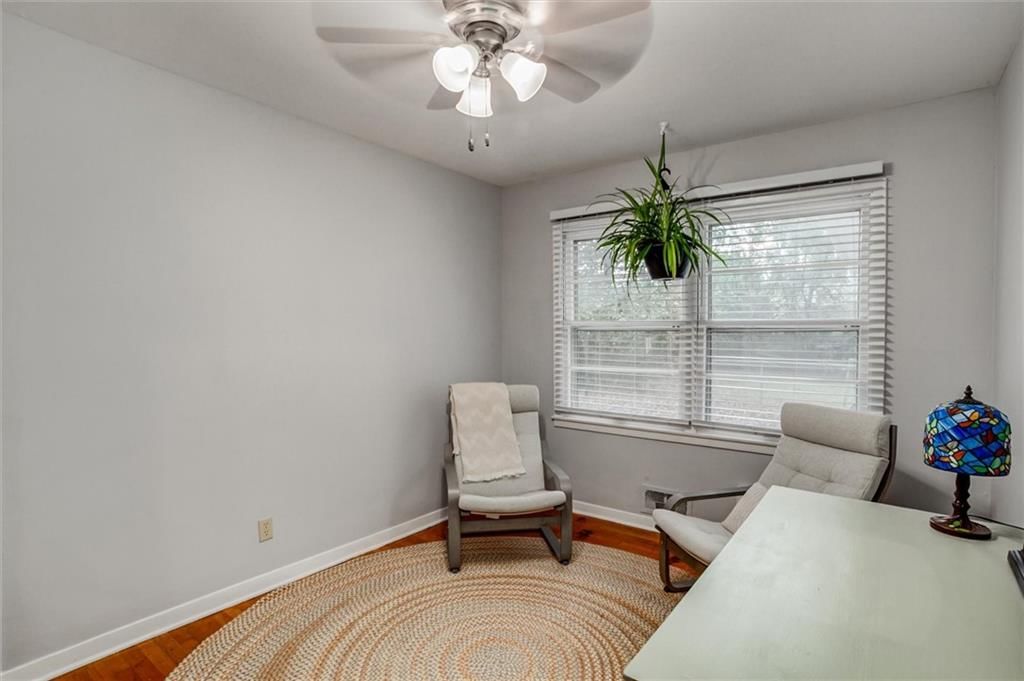 Photo 14 of 32 - 1025 E Elm Street, Olathe, KS 66061