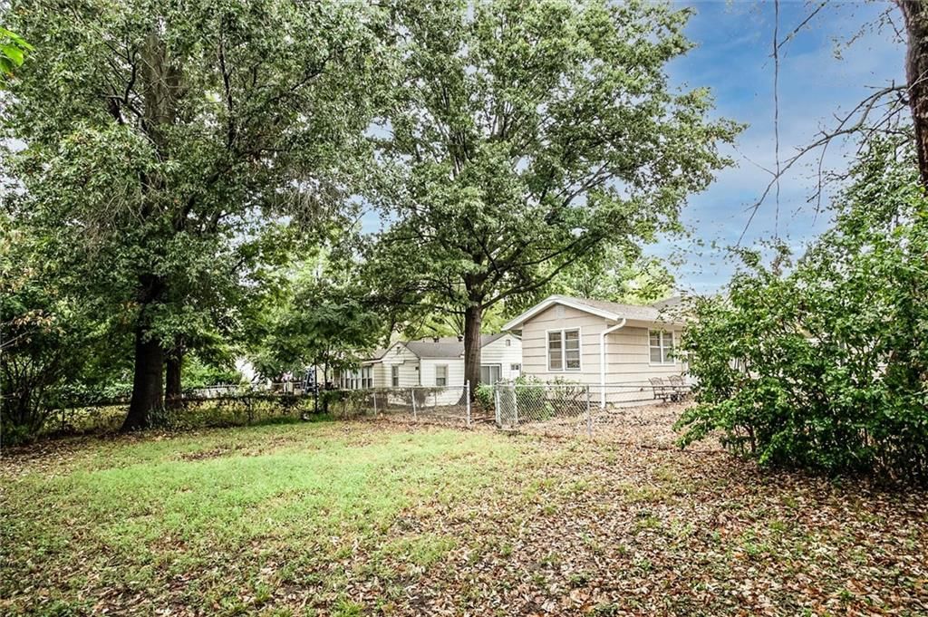 Photo 29 of 32 - 1025 E Elm Street, Olathe, KS 66061