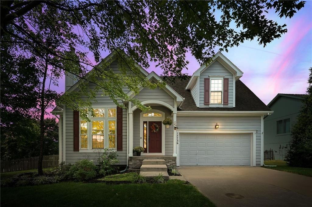 15736 S Locust Street — photo 30