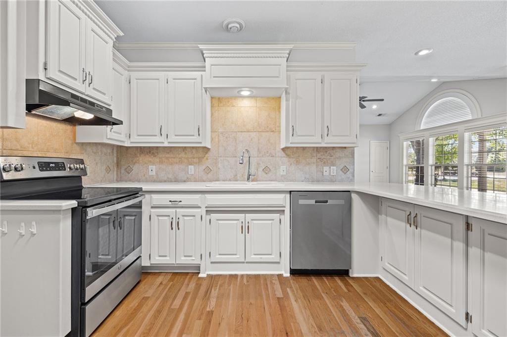 5430 W 145th Street — photo 13