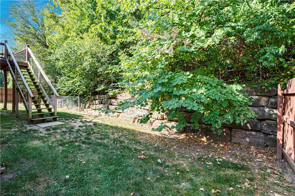 4827 Shearer Court — photo 32