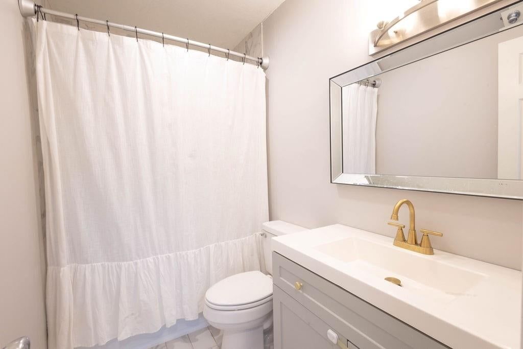 8347 Elizabeth Avenue — photo 14