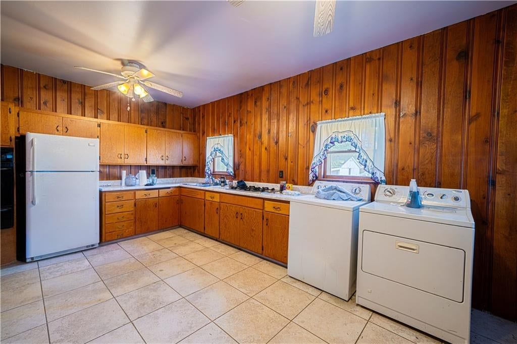 303 W Elijah Street — photo 2